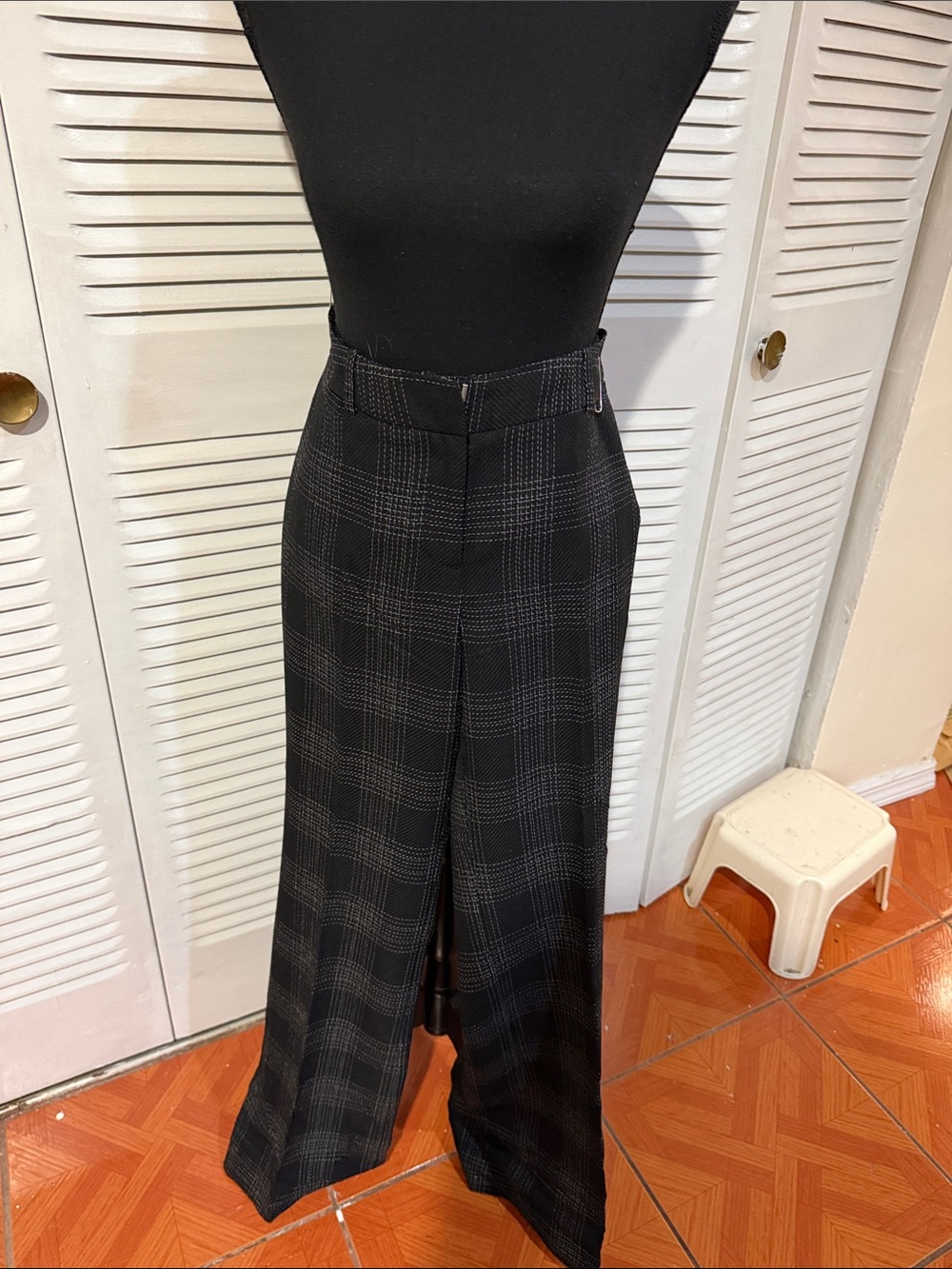 Worthington Black Wide-Leg Plaid Dress Pants